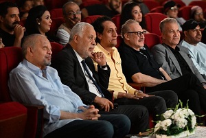 بحضور أشرف زكي.. مسرح السامر يستقبل ثاني ليالي عرض 