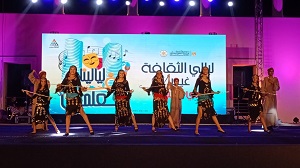 العروض الفلكلورية لقصور الثقافة تزين الممشى السياحي والمسرح الروماني بالعلمين 