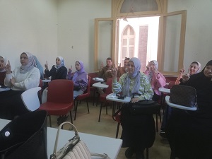 ورشة لتعليم لغة الإشارة بمركز الإبداع الفني بدمنهور