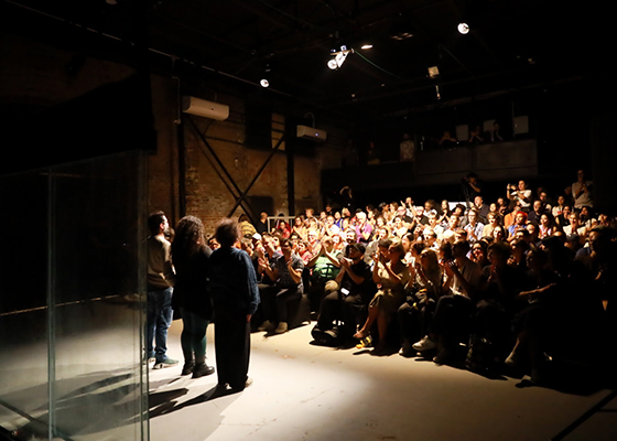 مهرجان «دي-كاف» يختتم دورته الثالثة عشرة بمشاركة 130 فنانا من 18 دولة وإقبال جماهيري واسع