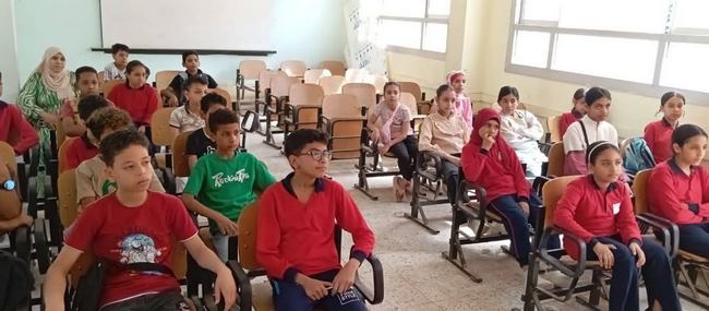 الثقافة في السويس.. أنشطة توعوية بالمدارس واستمرار عروض الموسم المسرحي