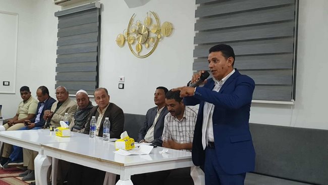الأدب والبيئة الصحراوية في مناقشات الثقافة برأس غارب 