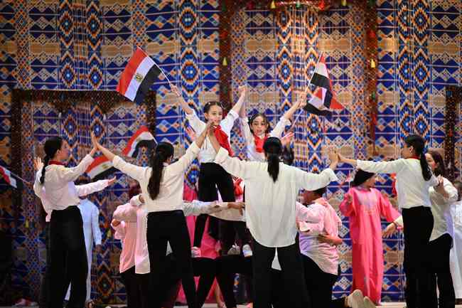 تدريبات متنوعة للموهوبين في الملتقى الثاني للمبدع الصغير بالعريش  