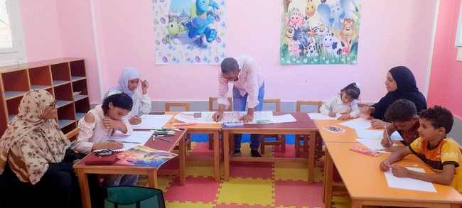 انطلاق فعاليات القافلة الثقافية بقرية الجبيل في طور سيناء بورش فنية وحرفية