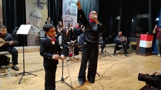 بإقبال كبير.. الموسيقى والغناء يزينان احتفالات نصر أكتوبر بوادي النطرون