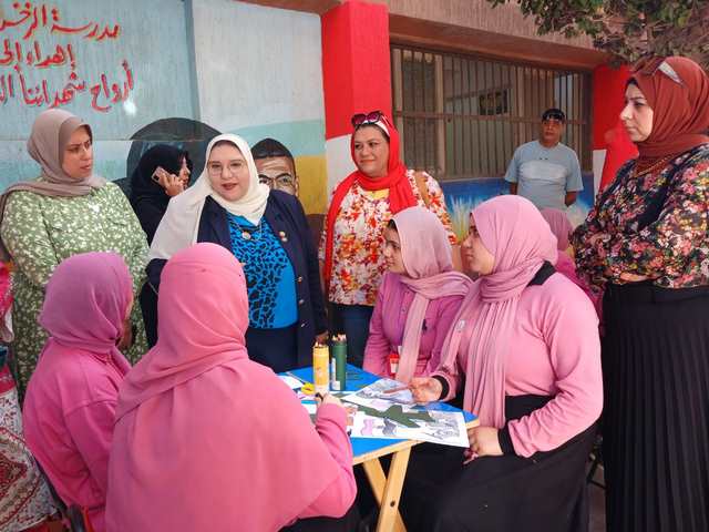 لقاءات توعوية وورش في انطلاق القافلة الثقافية 