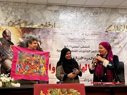 الملتقى العلمي الرابع لأطلس المأثورات الشعبية يحتفي بالتجارب الرائدة في الصناعات الثقافية والحرف